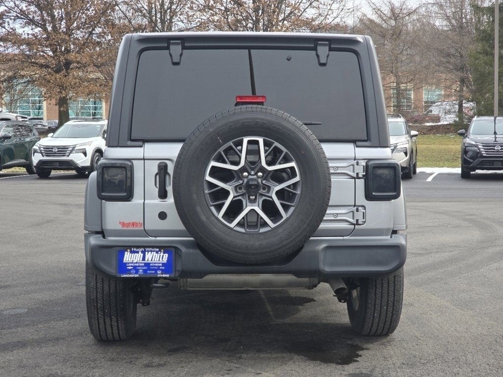 Used 2019 Jeep Wrangler Unlimited Sport image 10