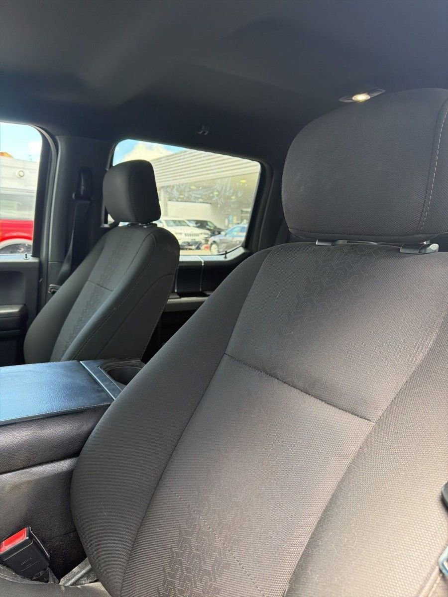 Used 2018 Ford F150 XLT w/ Equipment Group 302A Luxury RWD image 8