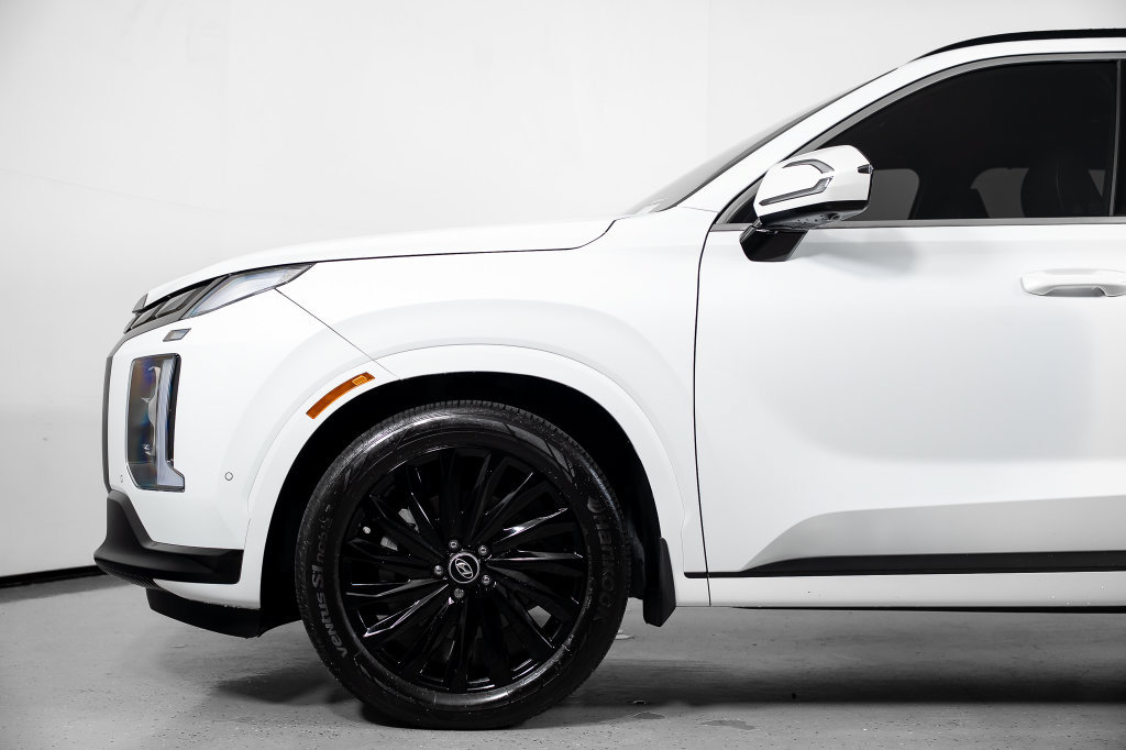 Certified 2025 Hyundai Palisade Calligraphy AWD/4WD image 13
