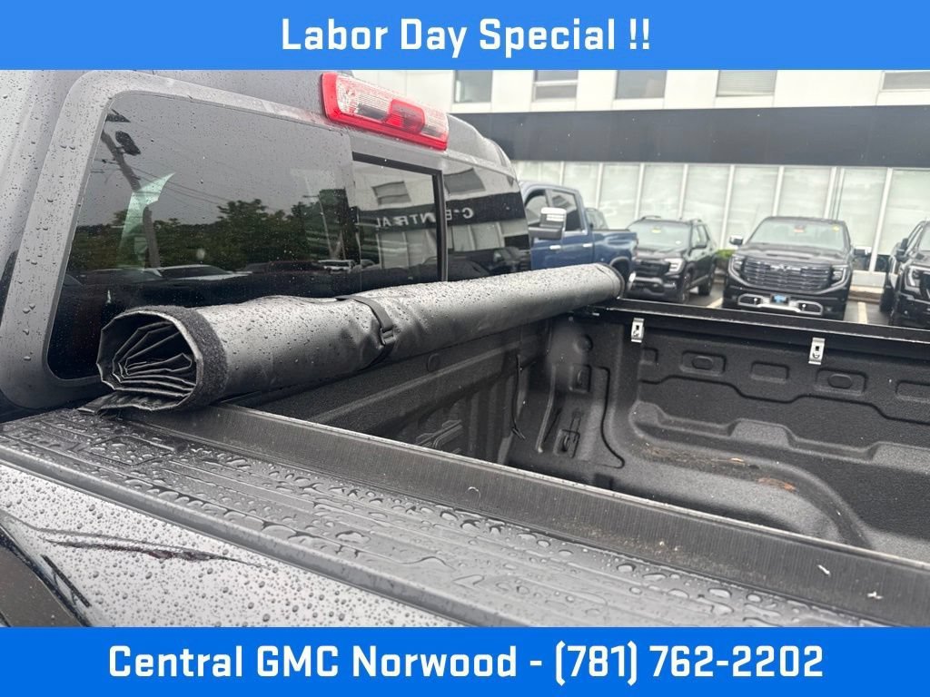 Used 2023 GMC Canyon Elevation w/ Elevation Premium Package AWD/4WD image 10