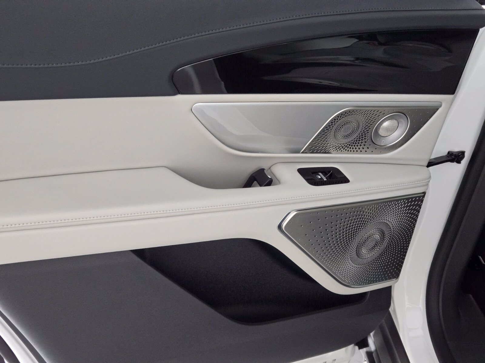 New 2026 Lincoln Nautilus Reserve AWD/4WD image 23
