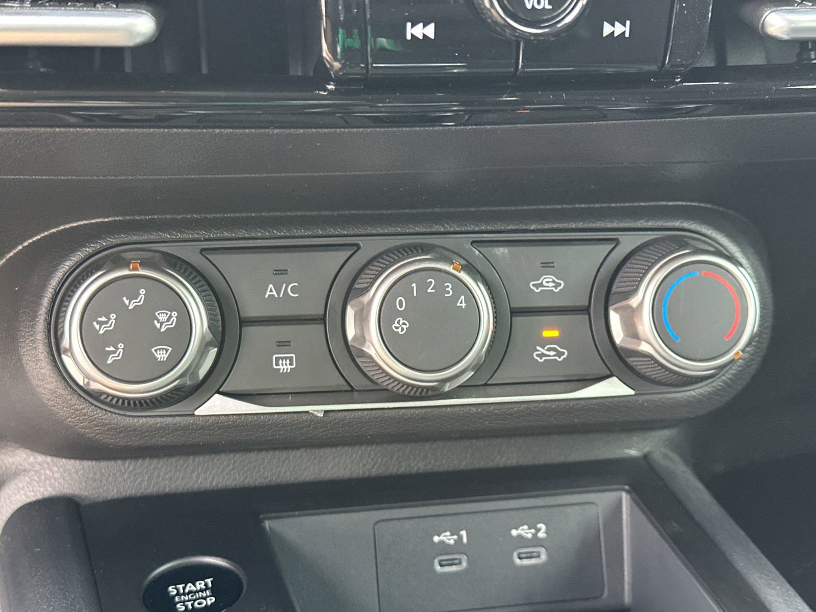 New 2026 Nissan Kicks S w/ Charging Package FWD image 29