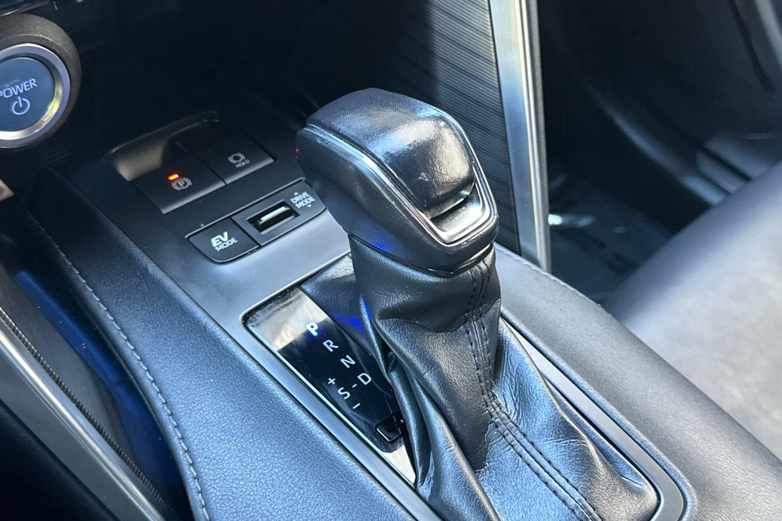 Certified 2021 Toyota Venza XLE AWD/4WD image 21
