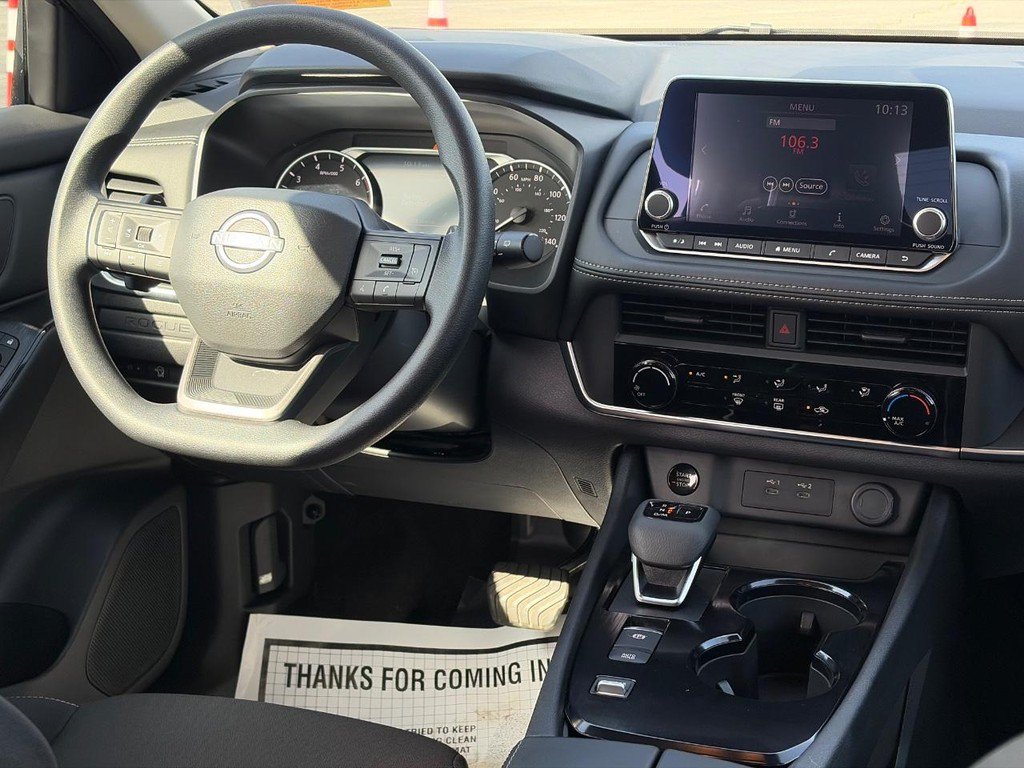 Used 2025 Nissan Rogue S FWD image 12