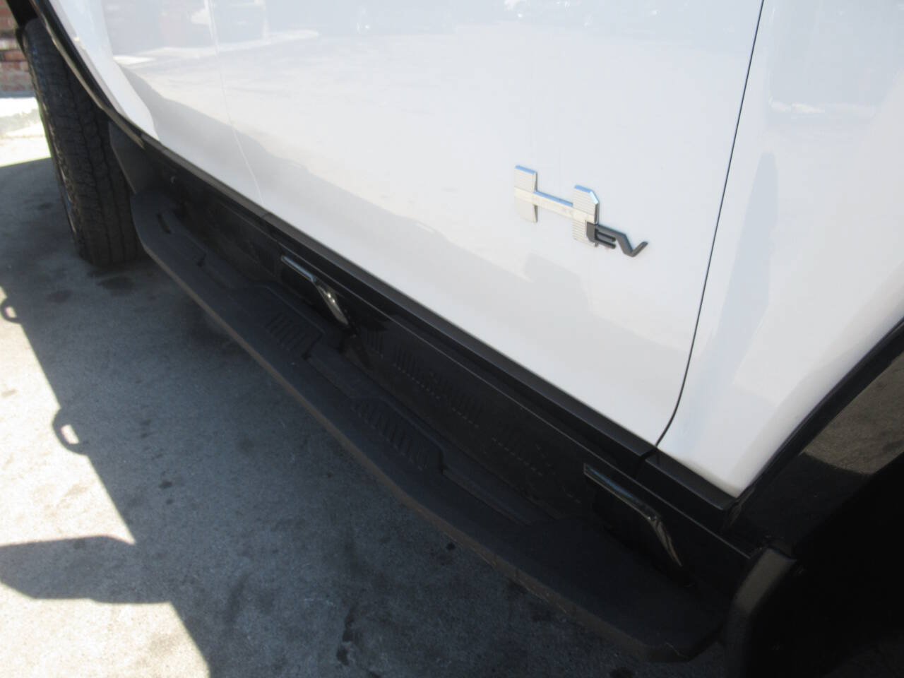 Used 2025 GMC Hummer EV 2X AWD/4WD image 7