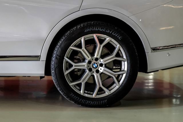 Used 2022 BMW X7 xDrive40i w/ Executive Package image 50