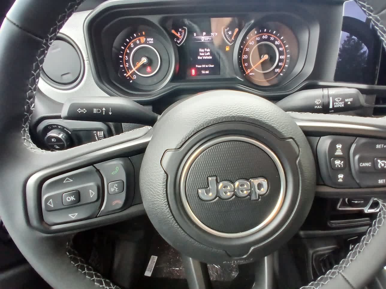 New 2026 Jeep Gladiator Sport AWD/4WD image 20