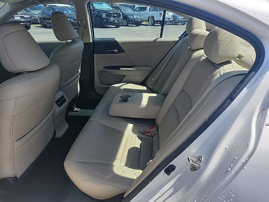 Used 2017 Honda Accord EX-L image 22