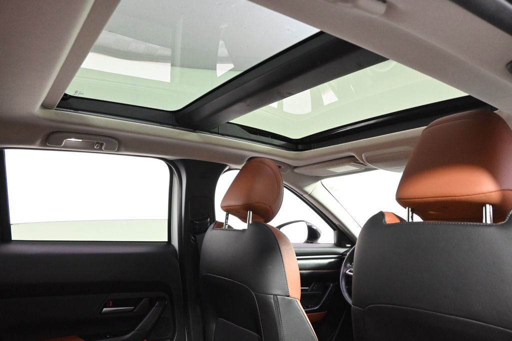 Used 2024 MAZDA CX-50 AWD 2.5 Turbo w/ Cargo Package image 17