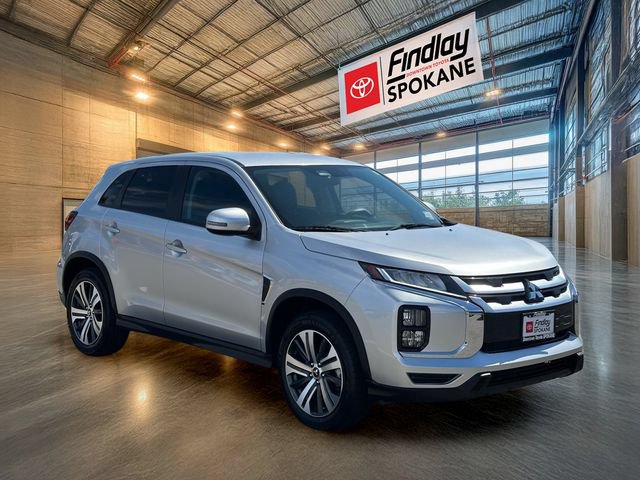 Used 2024 Mitsubishi Outlander Sport SE AWD/4WD image 2