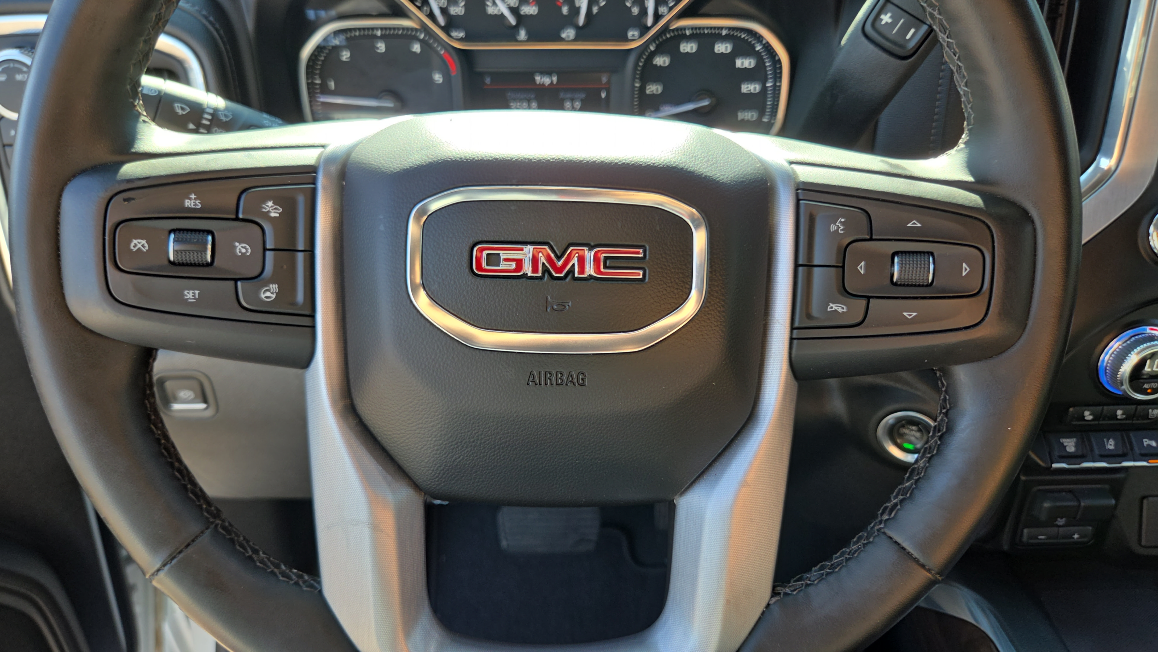 Used 2023 GMC Sierra 3500 SLT w/ SLT Premium Package AWD/4WD image 19