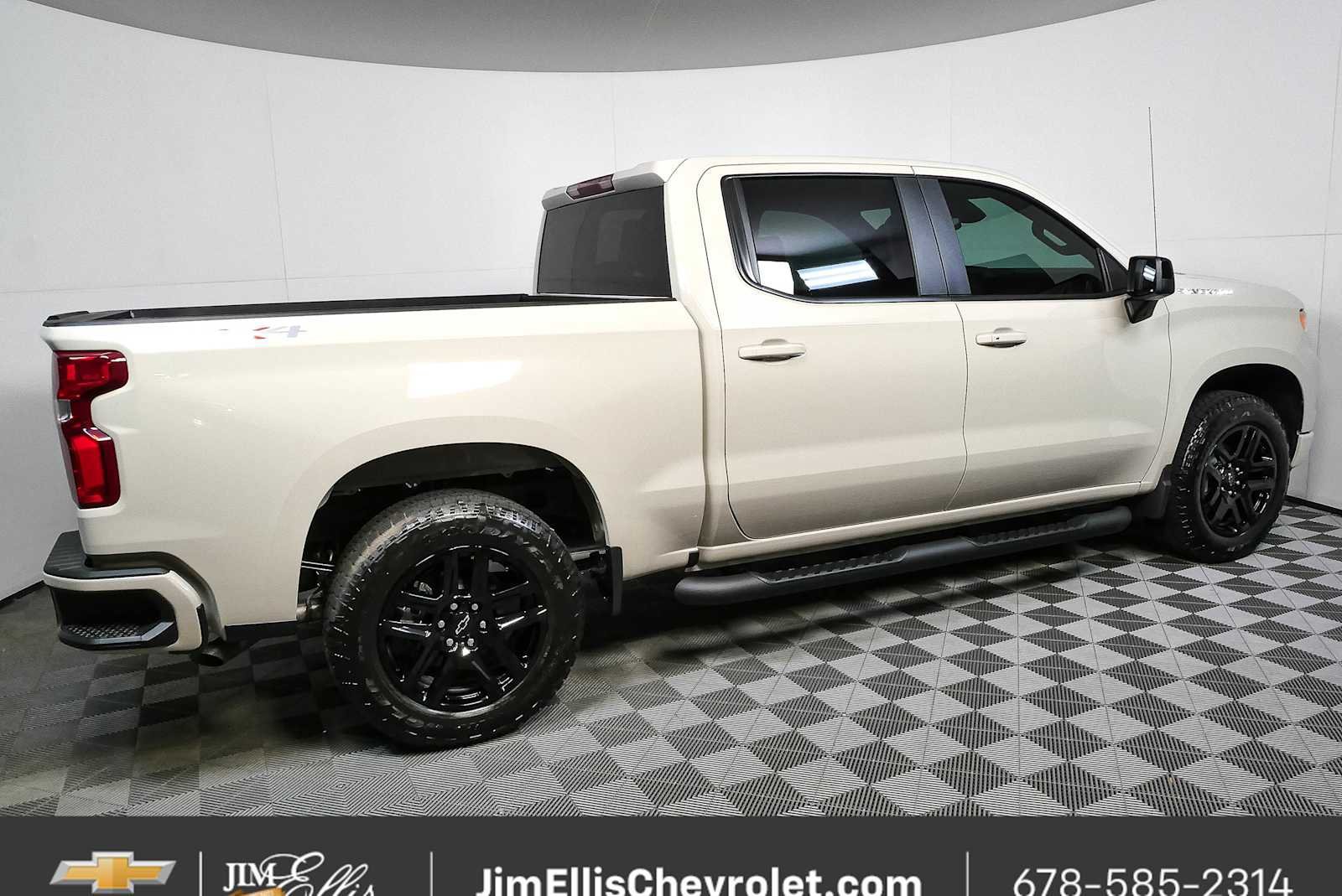 New 2026 Chevrolet Silverado 1500 RST w/ RST Select Package AWD/4WD image 2