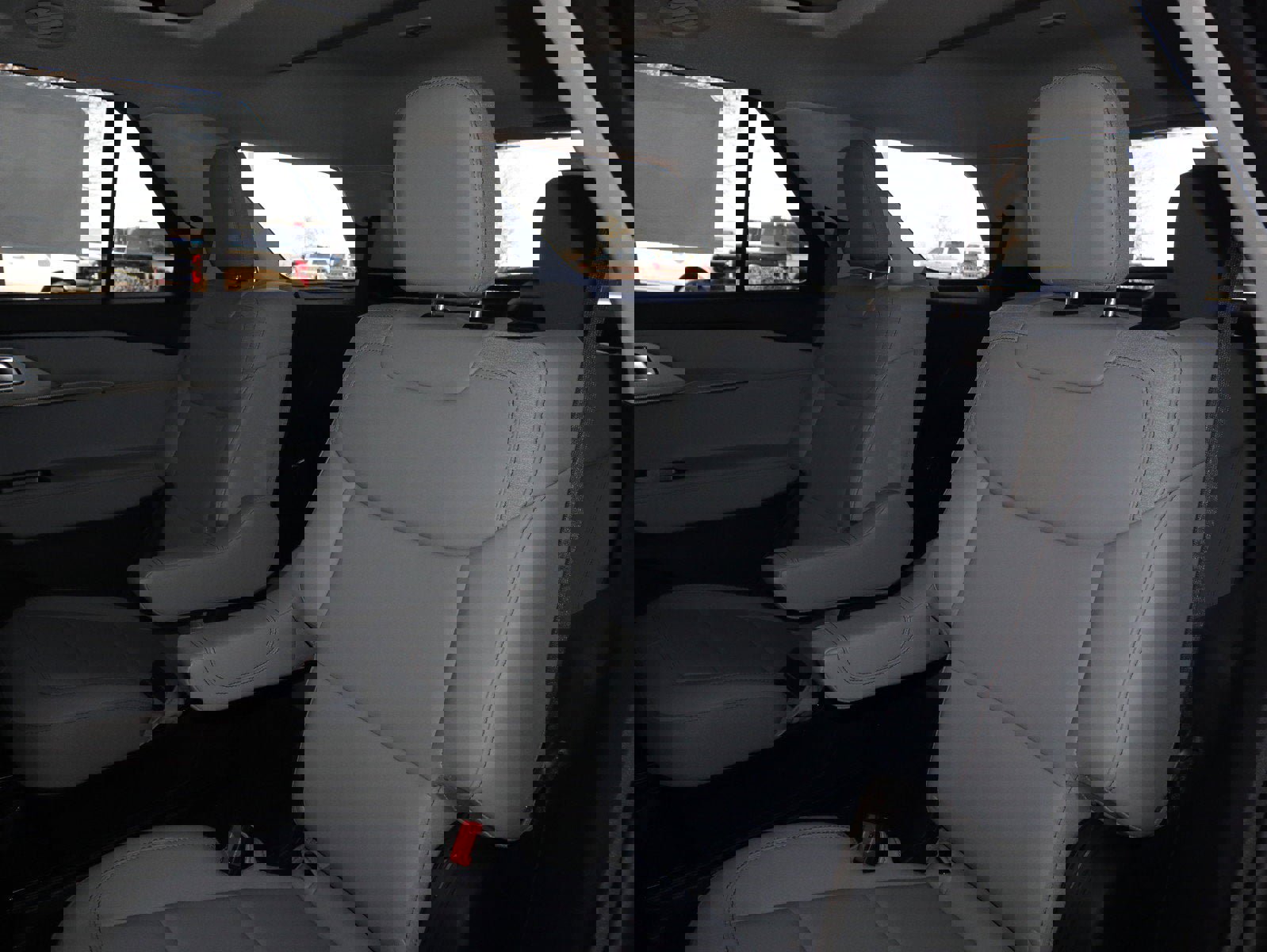 New 2025 Ford Explorer Active w/ Active Comfort Package image 38