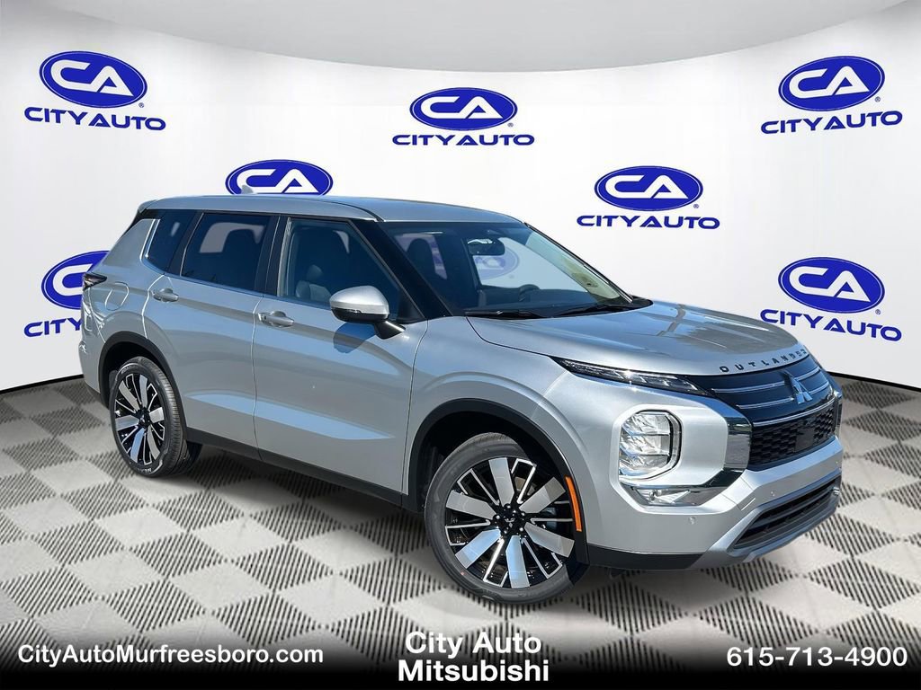 New 2025 Mitsubishi Outlander SE image 1