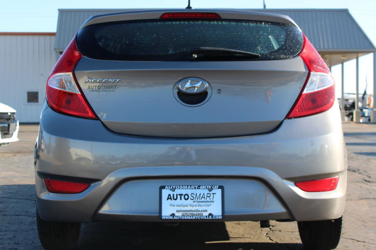 Used 2017 Hyundai Accent SE FWD image 5