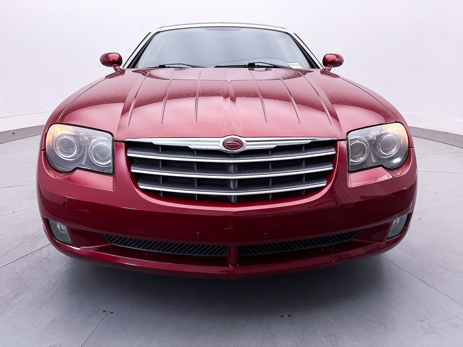 Used 2005 Chrysler Crossfire Limited RWD image 2