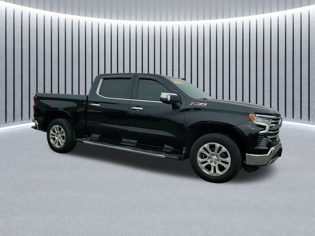 Used 2022 Chevrolet Silverado 1500 LTZ w/ LTZ Premium Package image 4