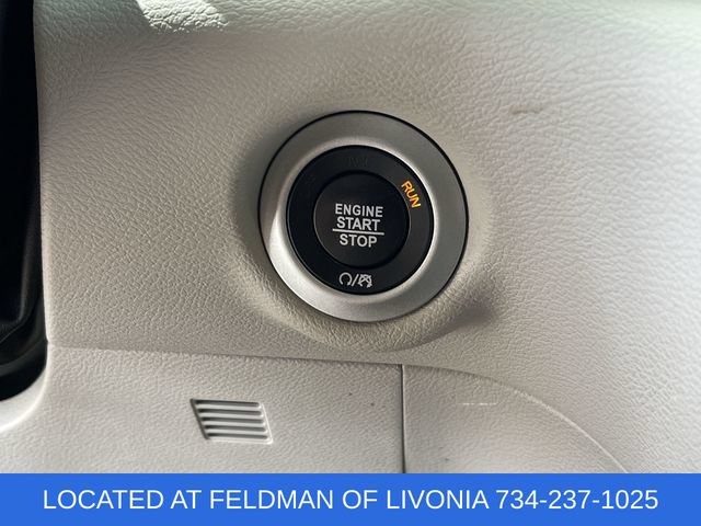 Used 2020 Chrysler Pacifica Touring-L Plus FWD image 17