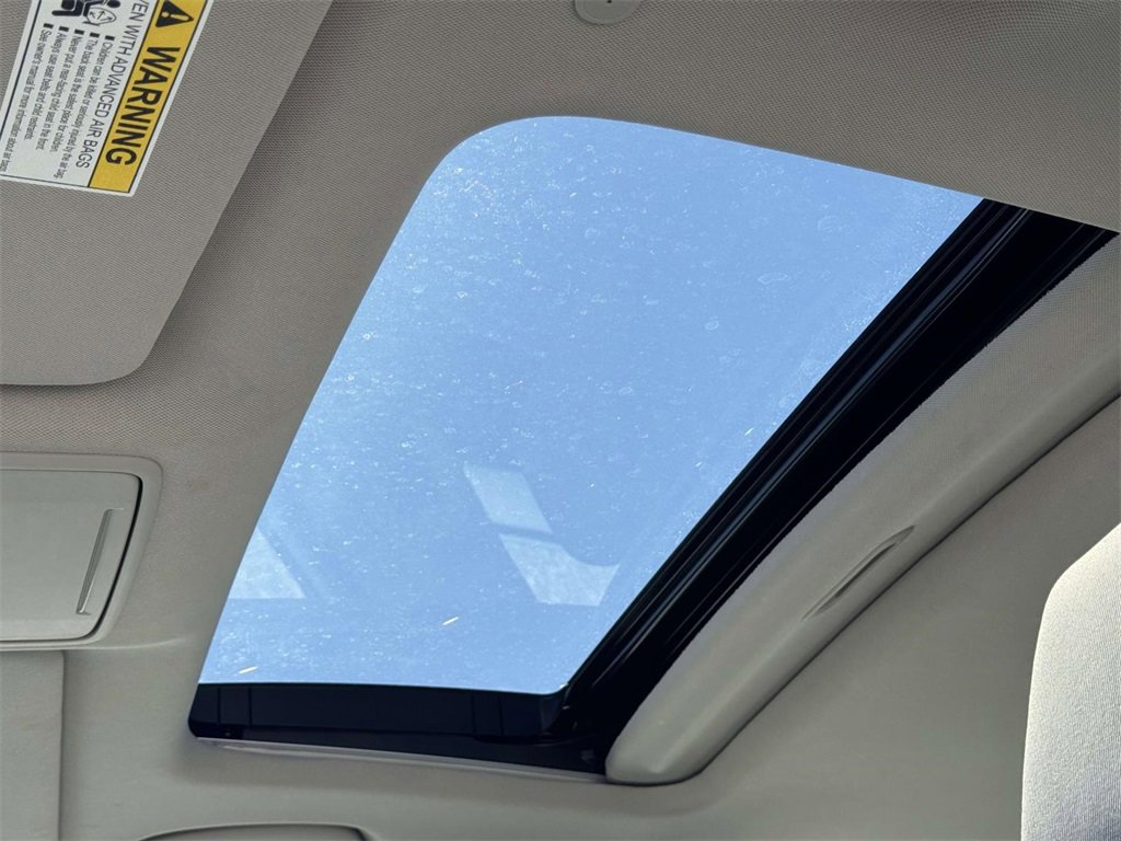 Certified 2023 Honda Accord EX image 17