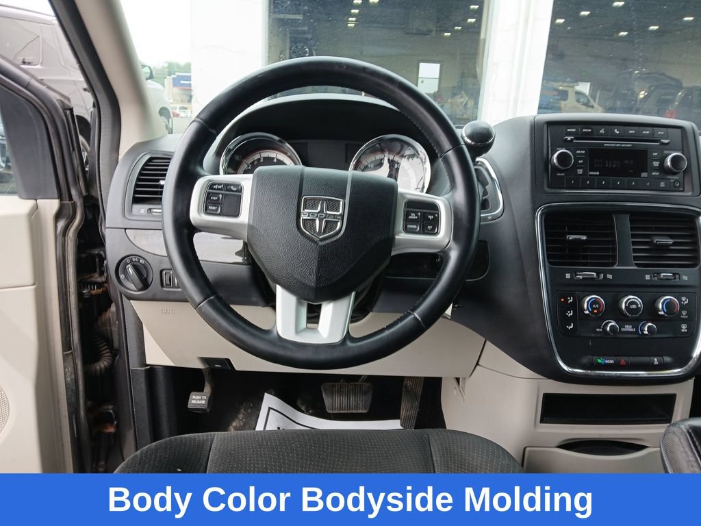 Used 2016 Dodge Grand Caravan SE w/ Quick Order Package 29E SE FWD image 14