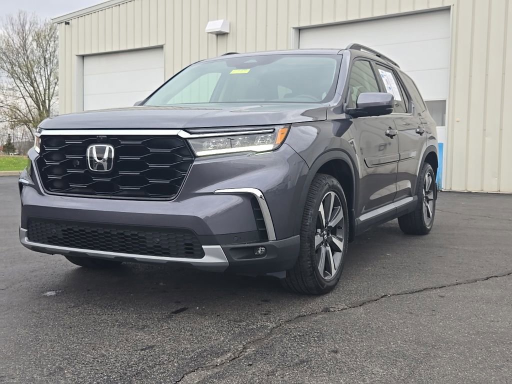 Used 2024 Honda Pilot Elite image 3