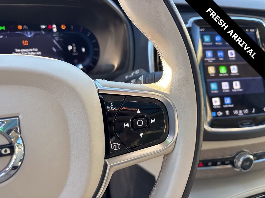 Used 2023 Volvo XC90 B6 Plus w/ Protection Package Premier image 9