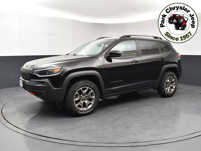 Used 2022 Jeep Cherokee Trailhawk w/ Trailer Tow Group AWD/4WD image 3