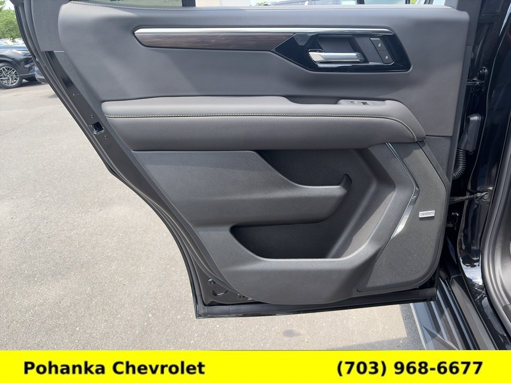New 2026 Chevrolet Tahoe Premier w/ Sun And Tow Package AWD/4WD image 27