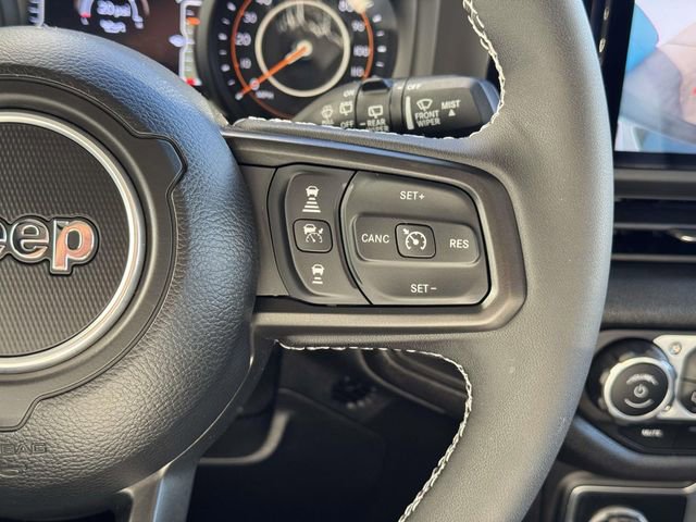 Used 2025 Jeep Wrangler Sport image 24