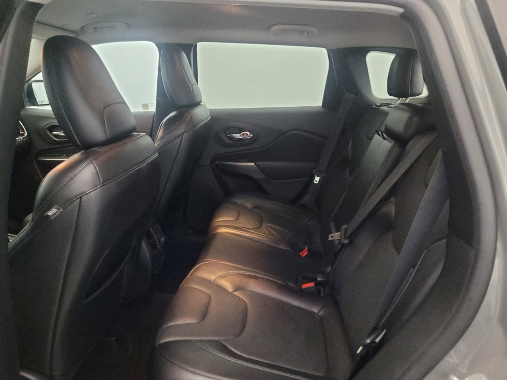 Used 2020 Jeep Cherokee Limited AWD/4WD image 18