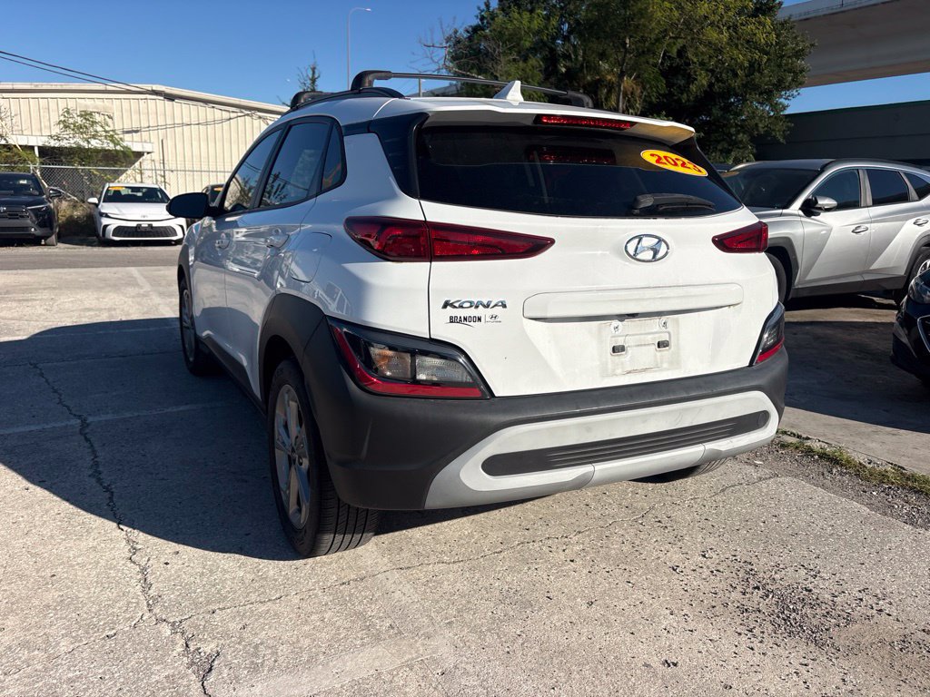 Used 2023 Hyundai Kona SEL FWD image 5