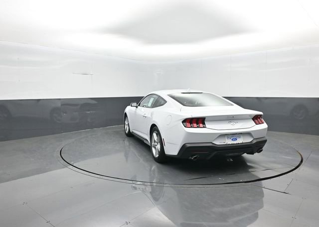 New 2026 Ford Mustang Coupe image 5
