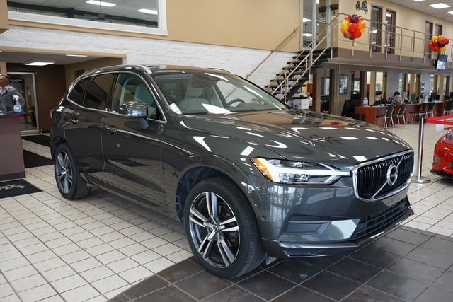 Used 2019 Volvo XC60 T5 Momentum w/ Multimedia Package image 20