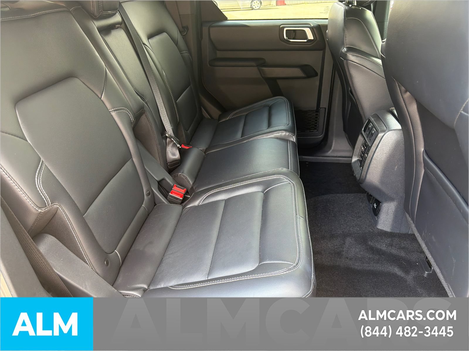 Used 2025 Ford Bronco Outer Banks w/ Sasquatch Package AWD/4WD image 17