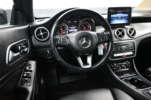 Used 2019 Mercedes-Benz CLA 250 image 11