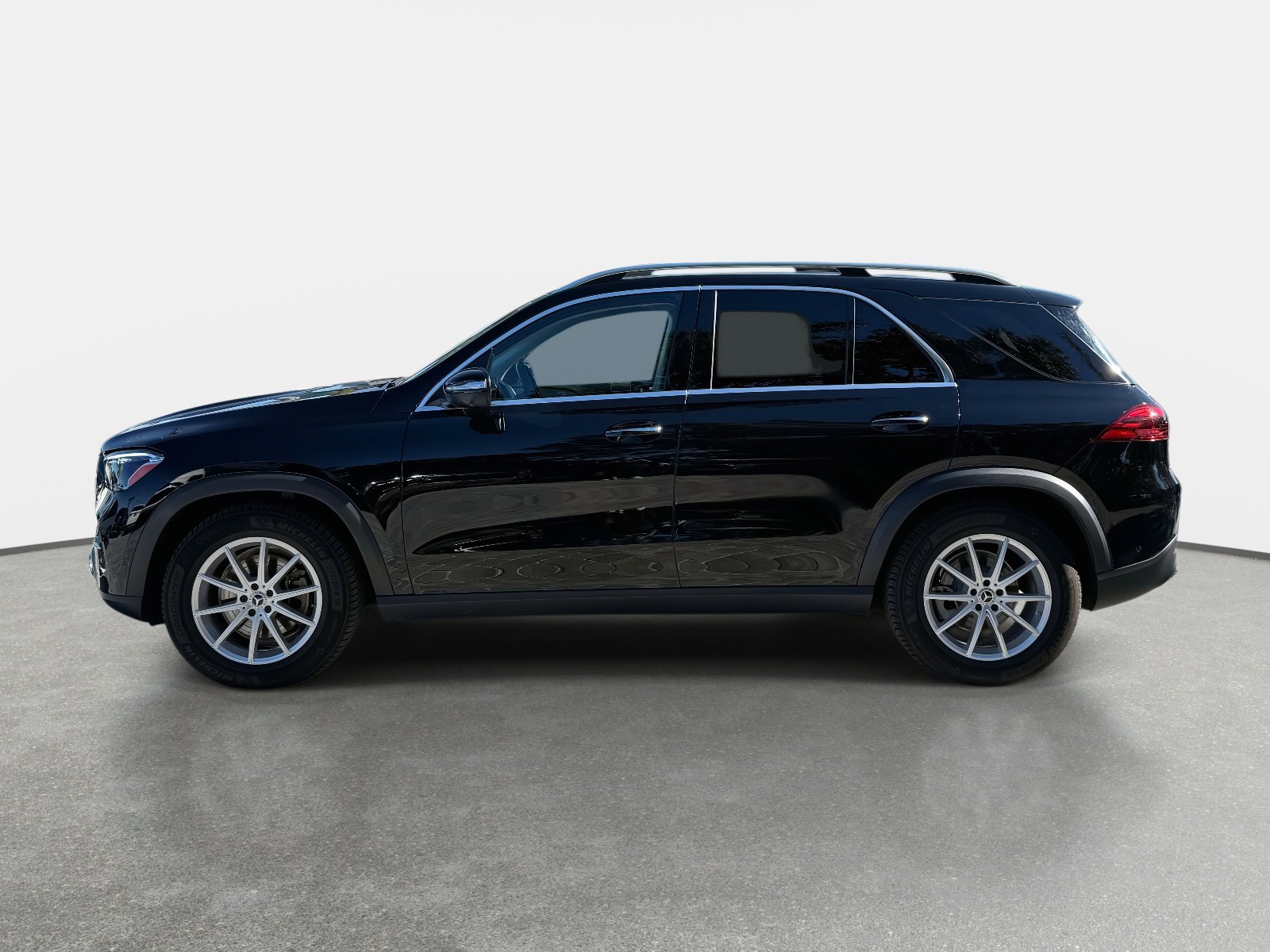 Used 2024 Mercedes-Benz GLE 350 4MATIC image 6