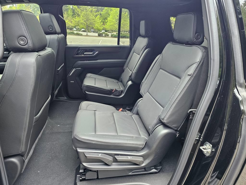 New 2026 GMC Yukon XL Denali w/ Sun & Power Step Package AWD/4WD image 17