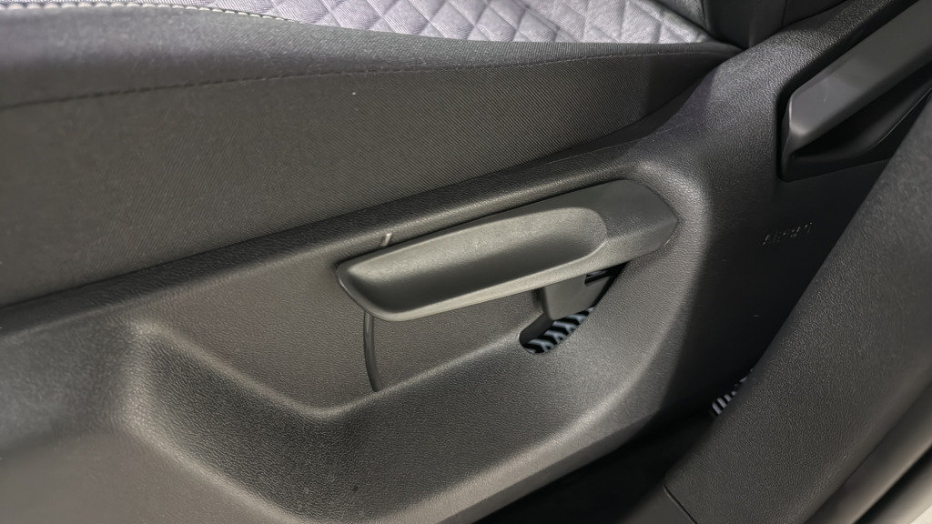 New 2026 Volkswagen Tiguan S AWD/4WD image 17