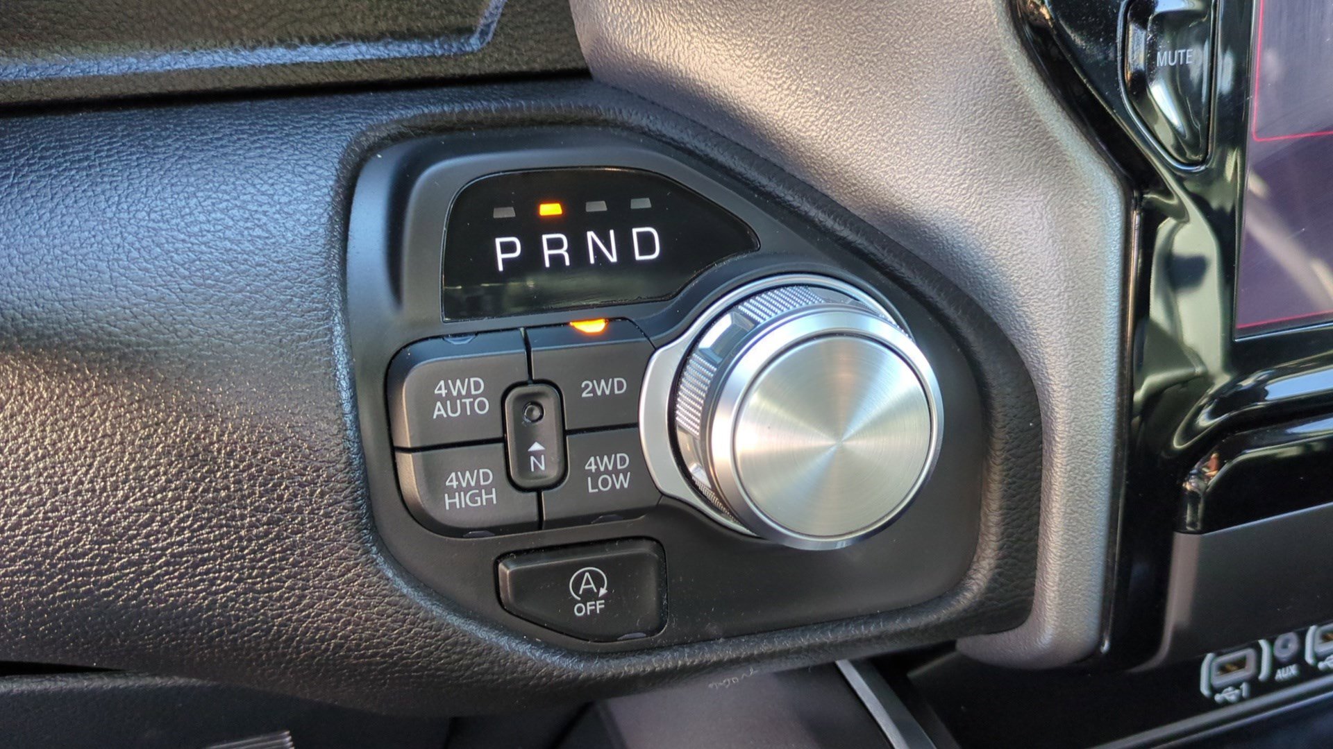 Used 2025 RAM 1500 Laramie w/ Sport Appearance Package image 18