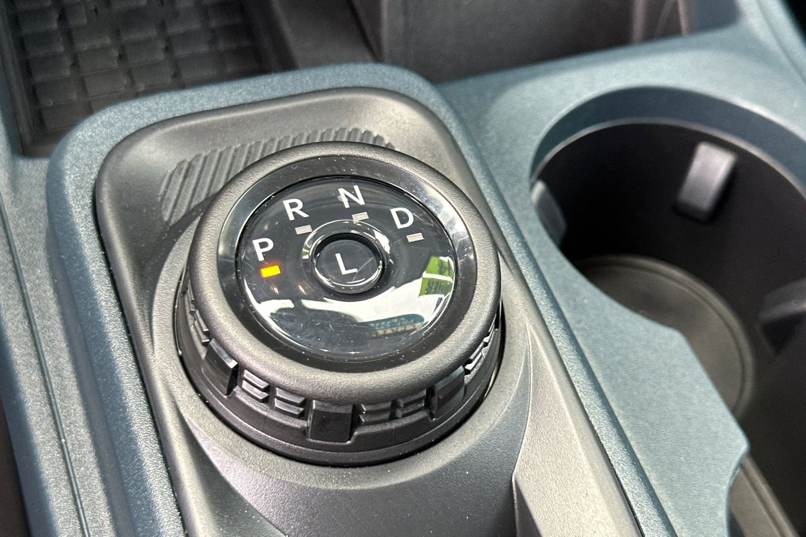 Certified 2025 Ford Maverick Lariat w/ Black Appearance Package image 22