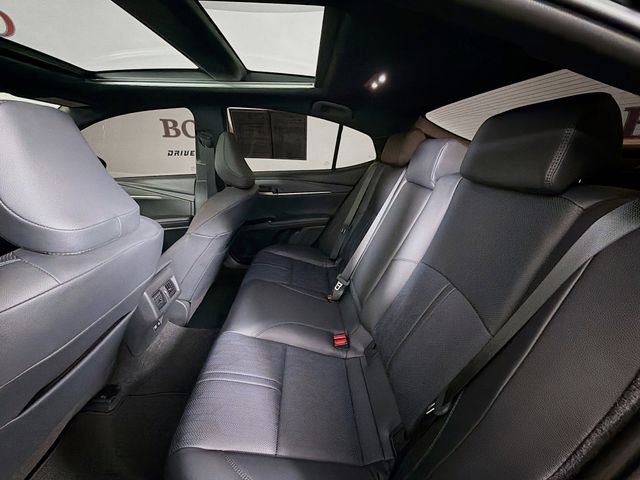 Used 2026 Toyota Camry XSE FWD image 29