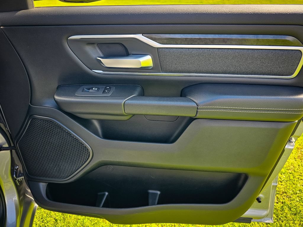 Used 2020 RAM 1500 Big Horn AWD/4WD image 45