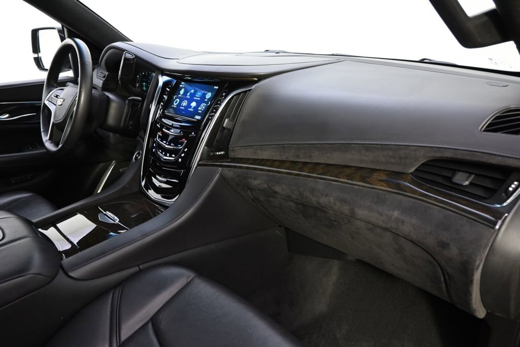 Used 2017 Cadillac Escalade ESV Platinum image 15