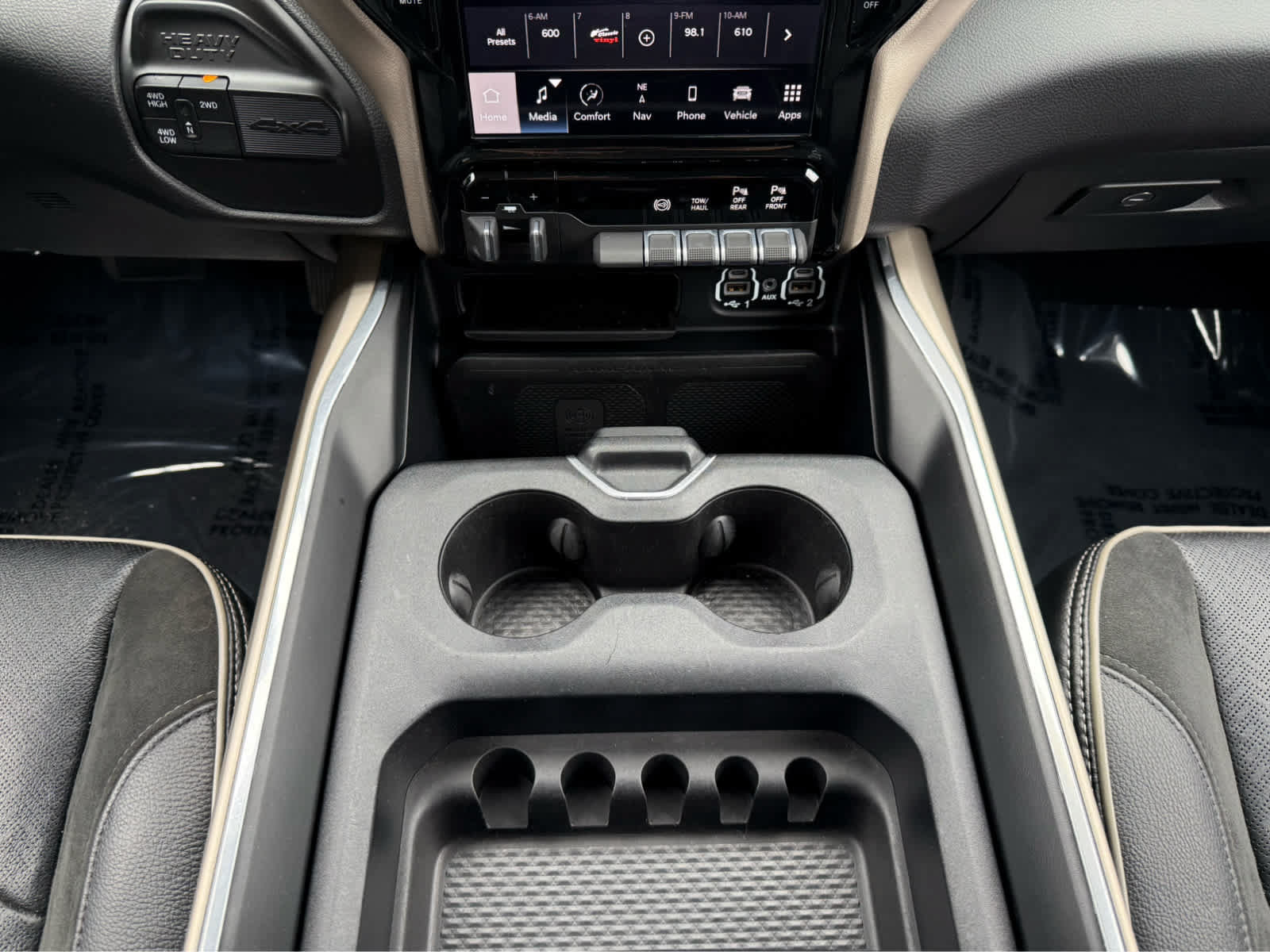 Used 2023 RAM 3500 Laramie AWD/4WD image 23