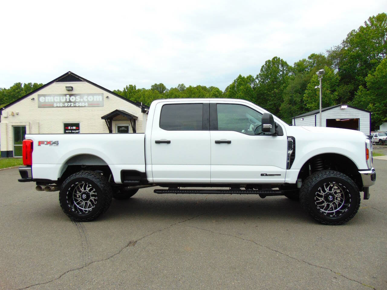 Used 2025 Ford F250 XLT AWD/4WD image 38