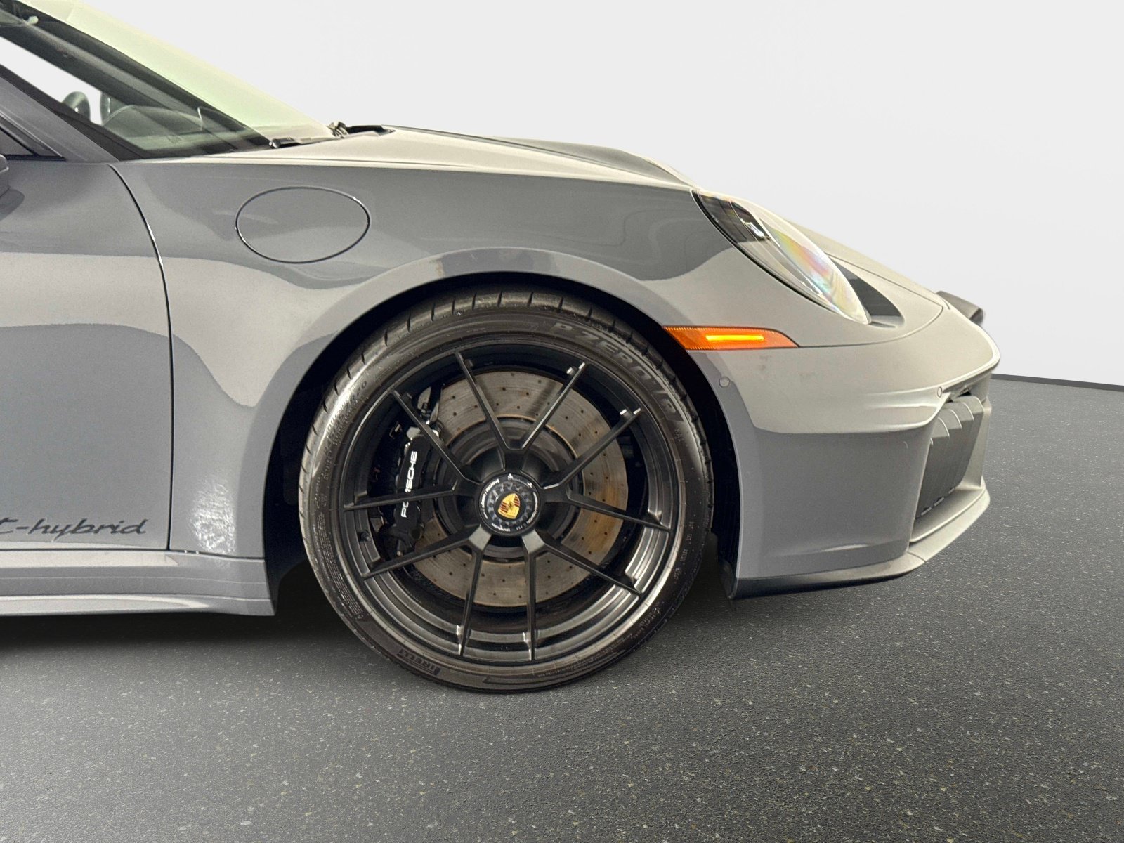 Used 2025 Porsche 911 Targa 4 GTS AWD/4WD image 25