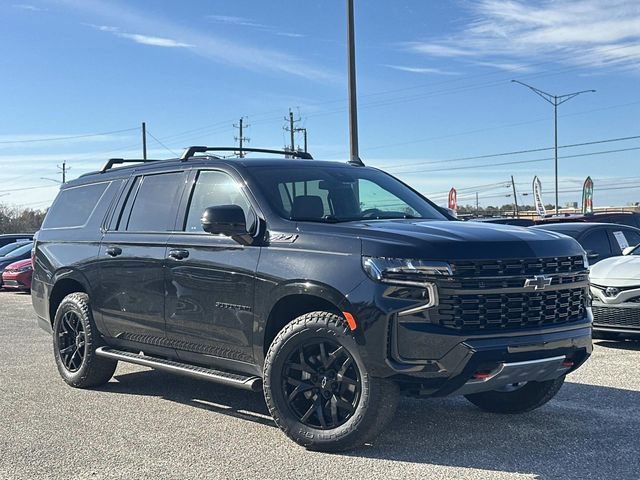 Used 2023 Chevrolet Suburban Z71 w/ Luxury Package image 10