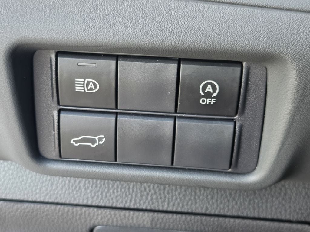 Used 2026 Toyota Highlander XLE AWD/4WD image 25