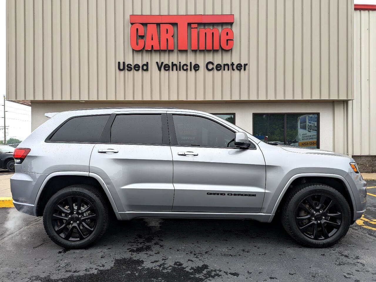 Used 2018 Jeep Grand Cherokee Altitude