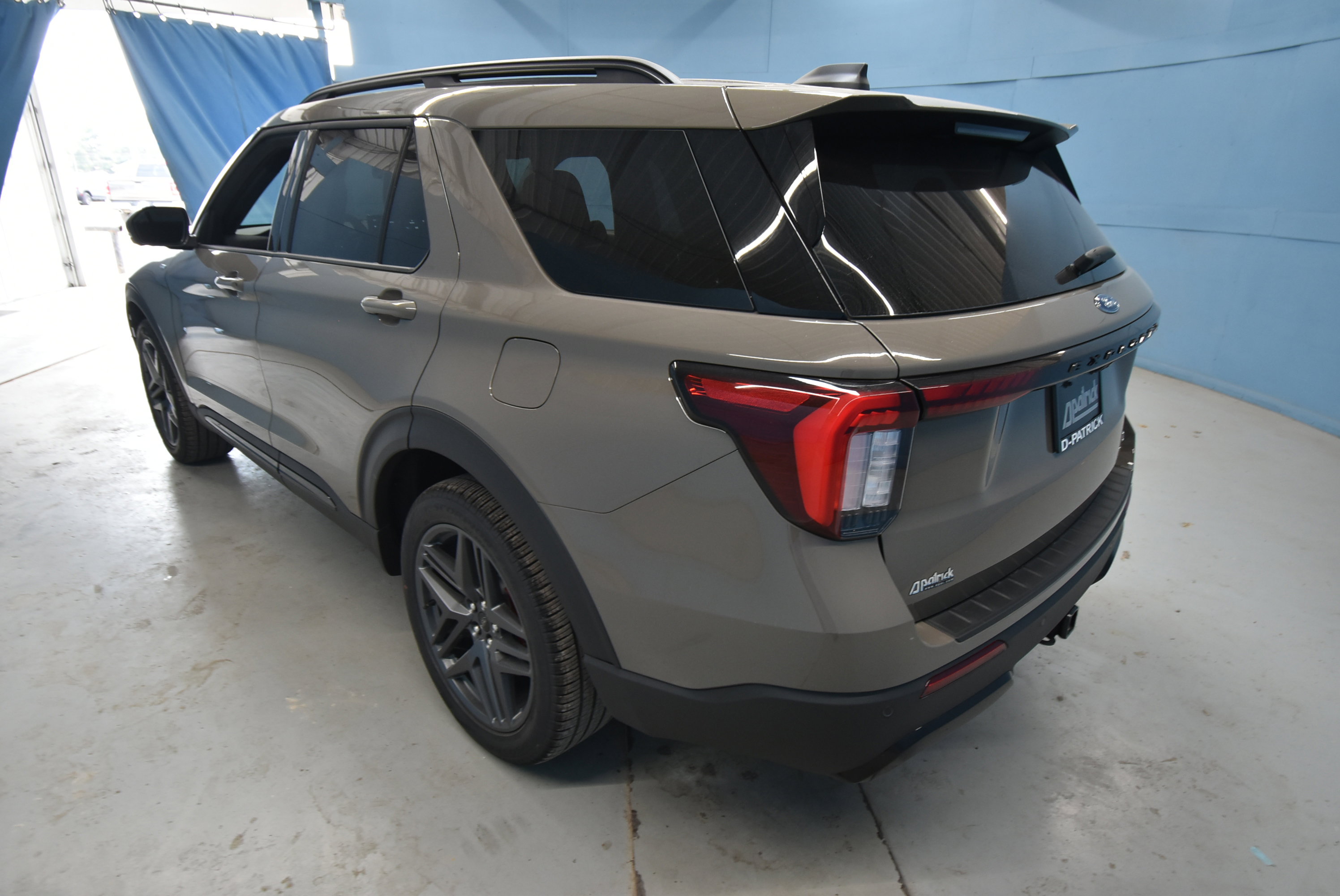 New 2026 Ford Explorer ST-Line image 28
